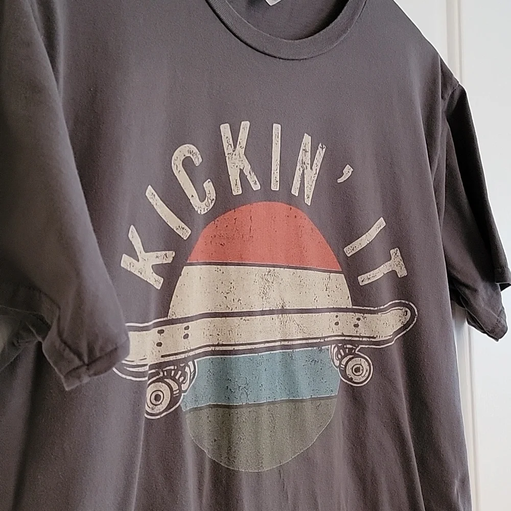 Kickin'It Short Sleeve - Picture 2 of 5